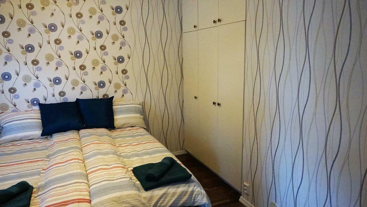 4 Bedrooms Near Center - Kranni Pori Exterior foto